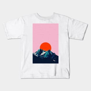 Mountain sunset Kids T-Shirt